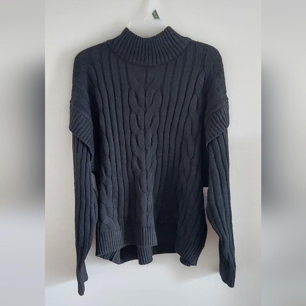 Time & Tru Black Sweater